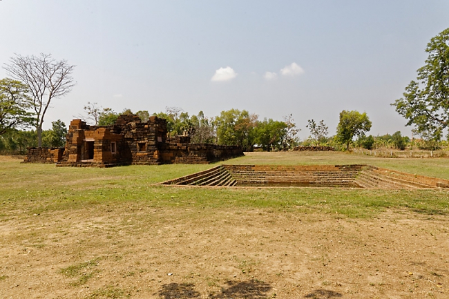 Prasat Ban Chang Pi-003